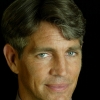 Eric Roberts profilképe