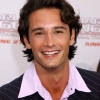 Rodrigo Santoro profilképe